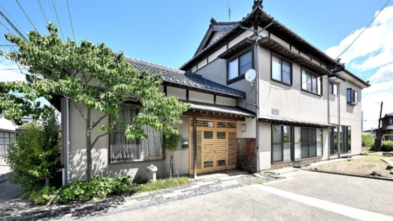 How to Buy a House in Japan